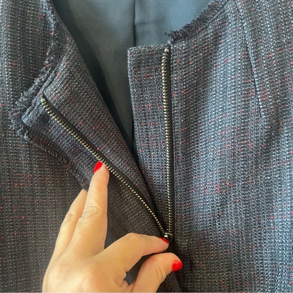 Sz 10 LOFT Women's Long Sleeve Fringe
Tweed Zip Jacket Blazer Gray - Picture 7 of 14